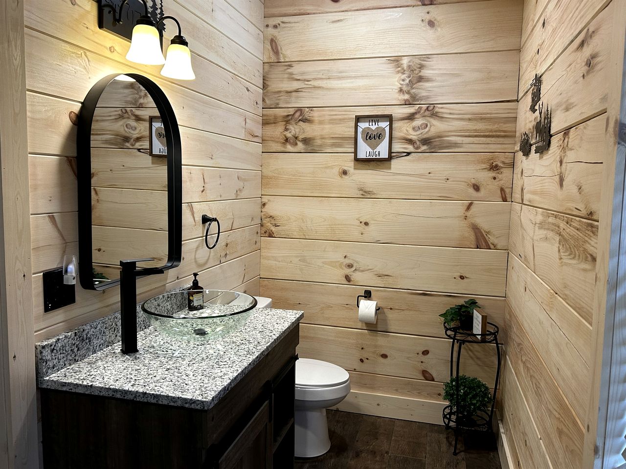 Charming Cabin with Hot-tub and Stunning Views in Campbellsville, Kentucky