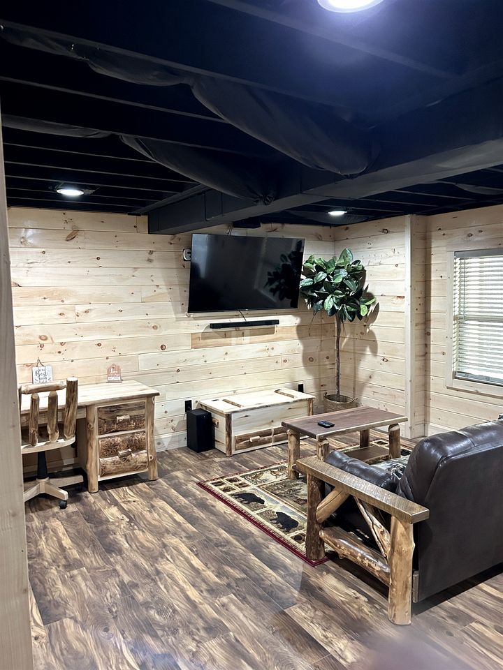 Charming Cabin with Hot-tub and Stunning Views in Campbellsville, Kentucky