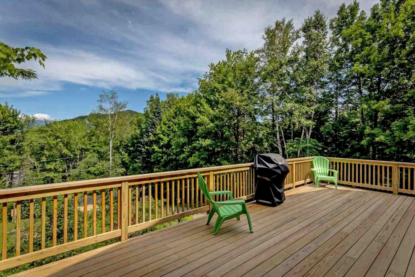 Charming Cabin with Hot-tub and Amazing Vistas in Jackson, New Hampshire