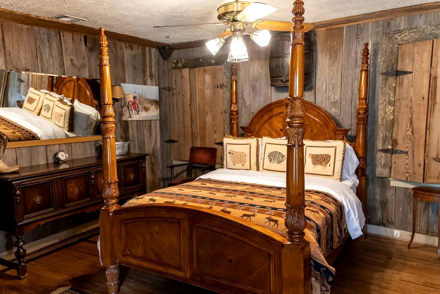 Charming Cabin Oasis on Lake Bridgeport: Glamping in Texas Hill Country