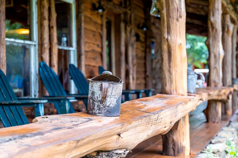 Cabins (United States of America, Chilton, Texas)