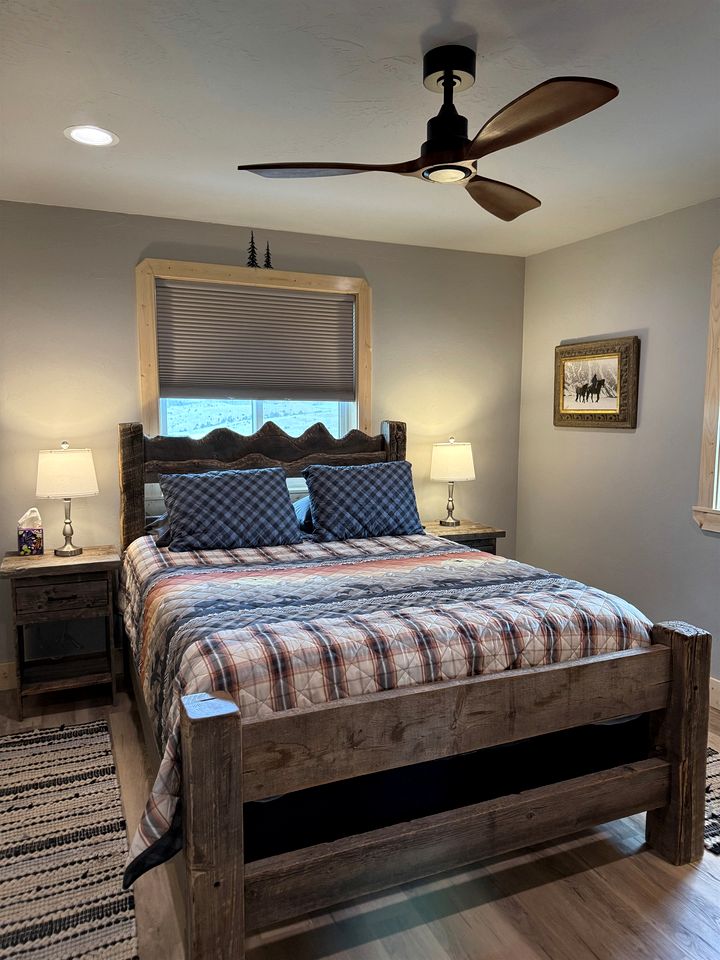 Charming Cabin with Panoramic Mountain Views near Pony in the Tobacco Root Foothills, Montana