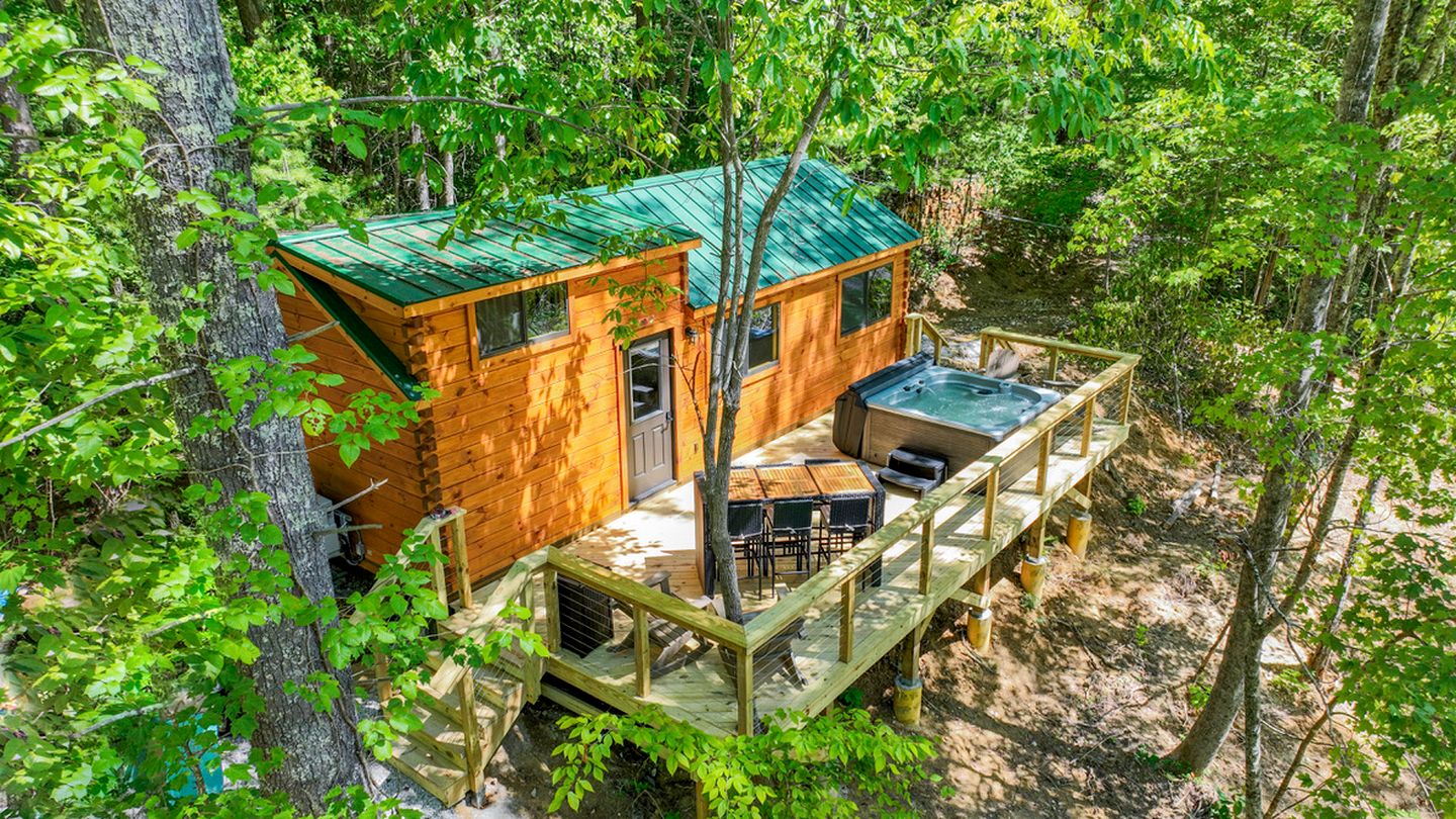 Cabins (United States of America, Campton, Kentucky)