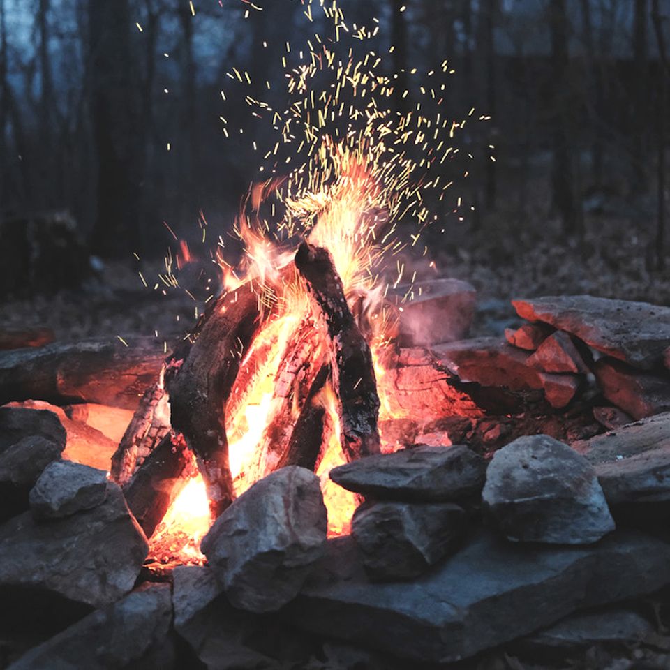 Charming Cabin Rental on Deer Lake in Ontario, Canada