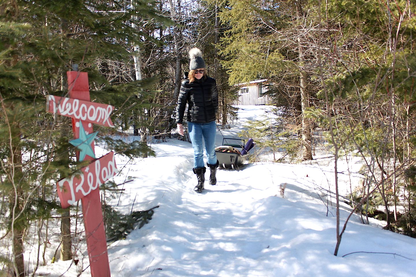 Charming Cabin Rental on Deer Lake in Ontario, Canada