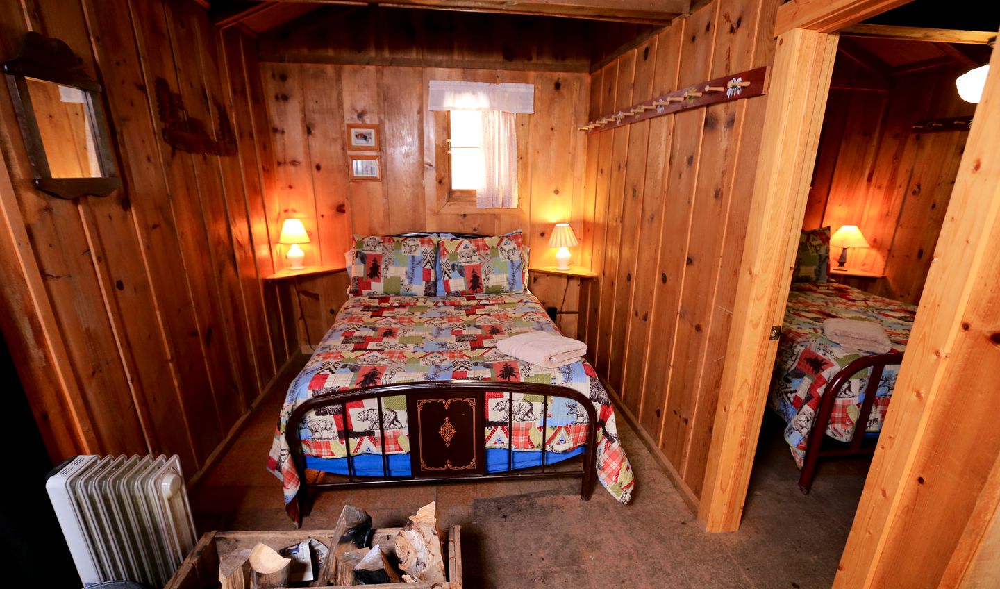 Charming Cabin Rental near Hot Springs in Howelsen Hill Ski Area, Colorado