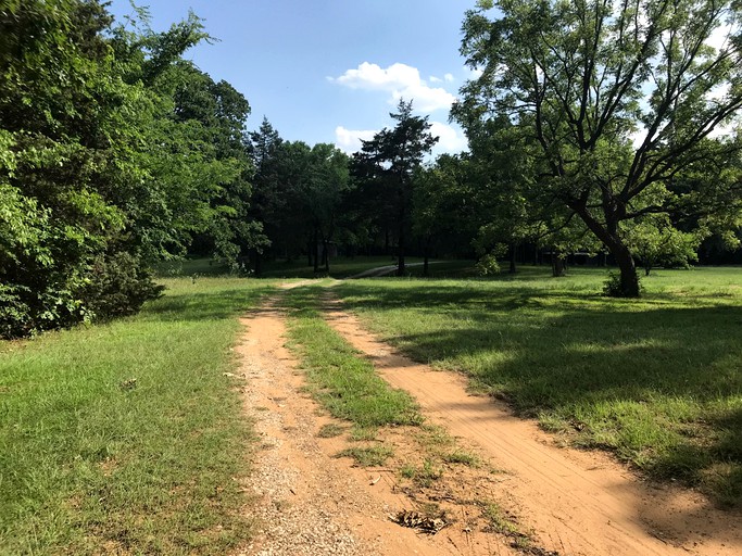 Cabins (Sadler, Texas, United States)