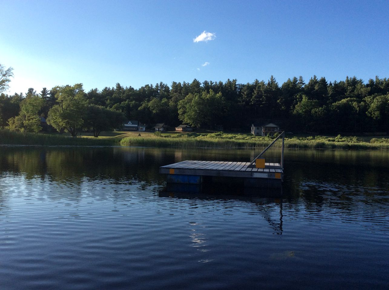 Charming Cabin Rental on Ferguson Lake near Renfrew, Ontario