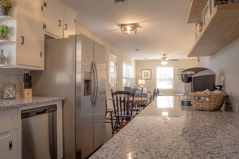 Cabins (United States of America, Afton, Virginia)