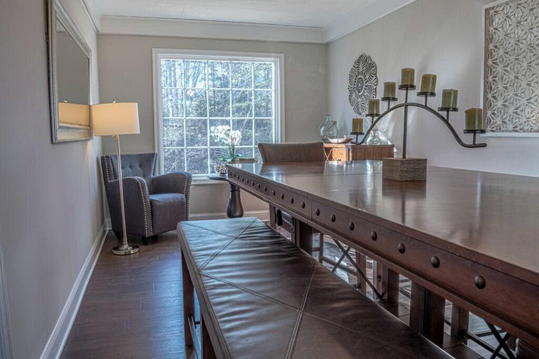 Cabins (United States of America, Afton, Virginia)