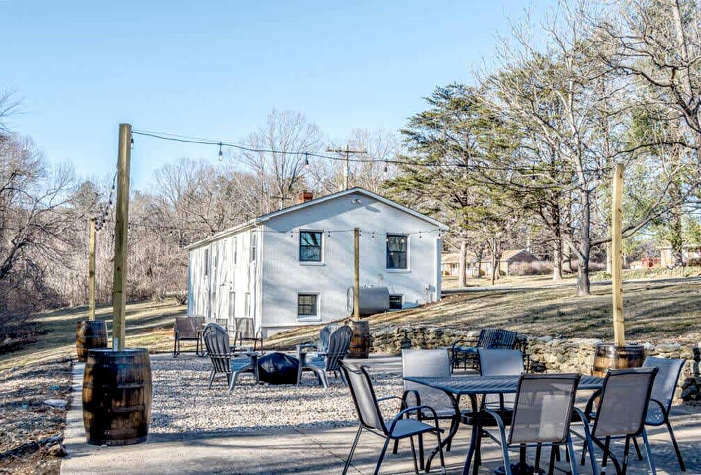 Charming Cabin Rental near Wineries and Hiking Trails in Afton, Virginia