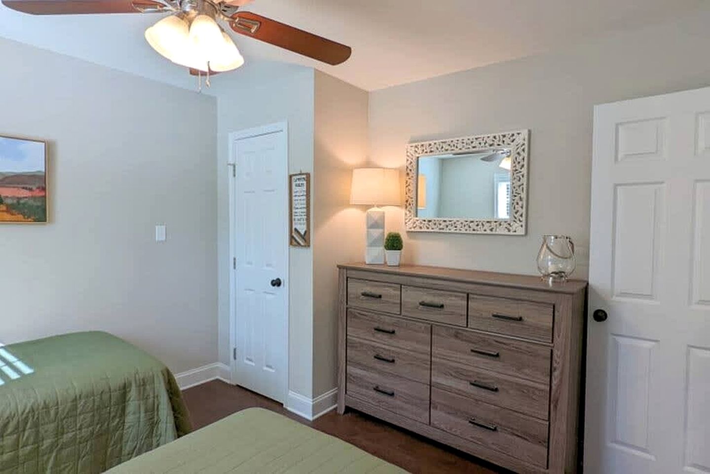 Charming Cabin Rental near Wineries and Hiking Trails in Afton, Virginia