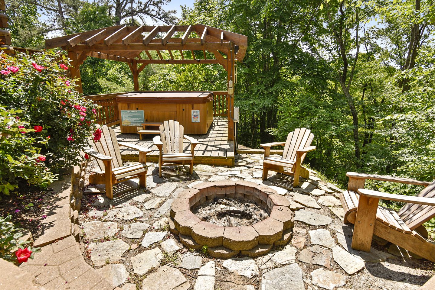 Charming Cabin Rental with a Hot Tub and Fireplace in the Smoky Mountains