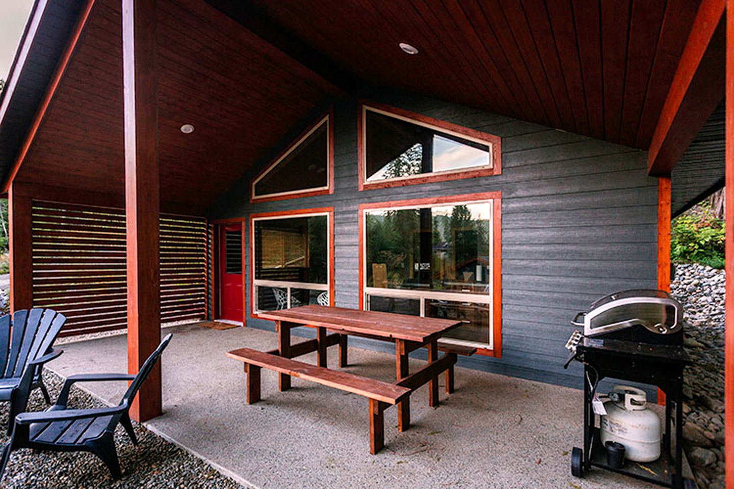 Cabin Rentals near Shuswap Lake, British Columbia