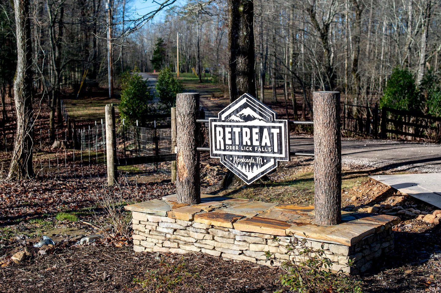 Charming Cabin with Stunning Sights in Monteagle, Tennessee