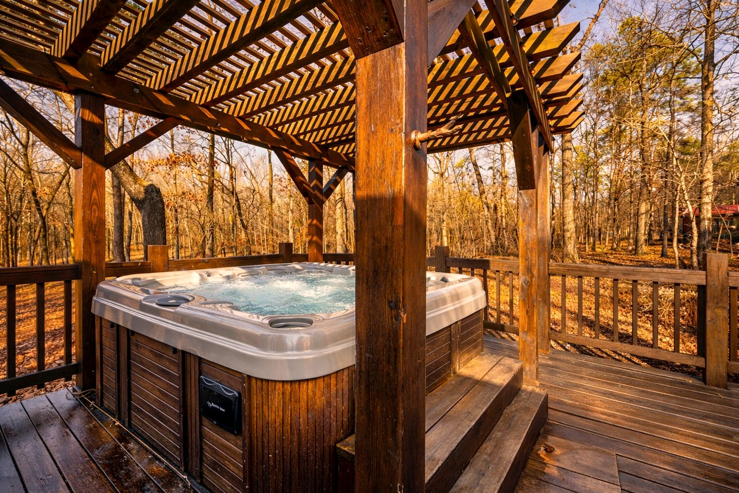 Charming Cabin with Wrap-Around Porch & Hot Tub near Beavers Bend – Hochatown, OK