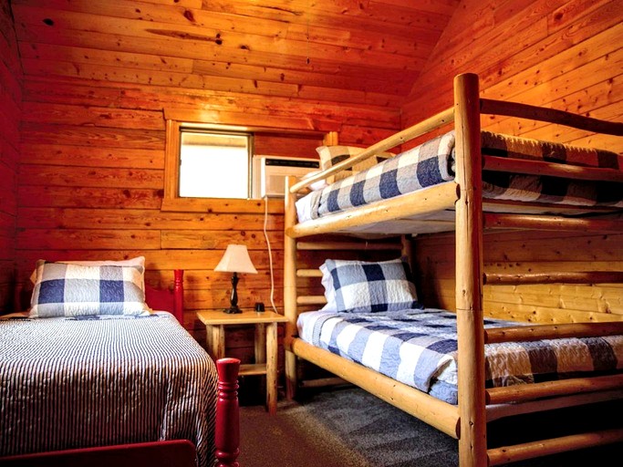 Cabins (United States of America, Cedar City, Utah)