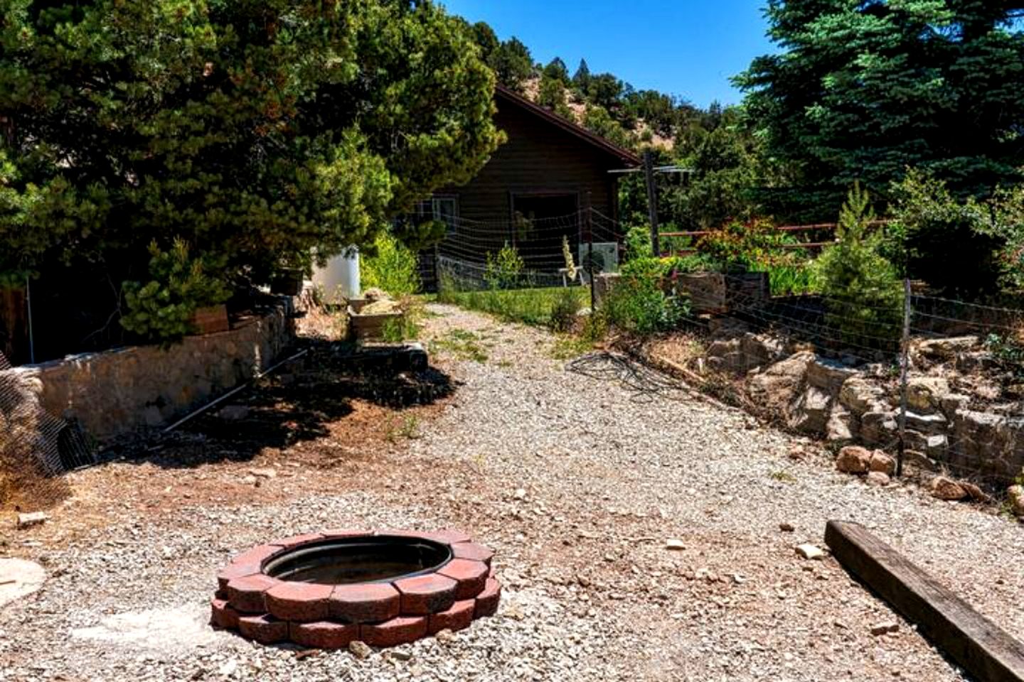 Large, Pet Friendly Cabin for Big Groups near Angel's Landing in Southern, Utah