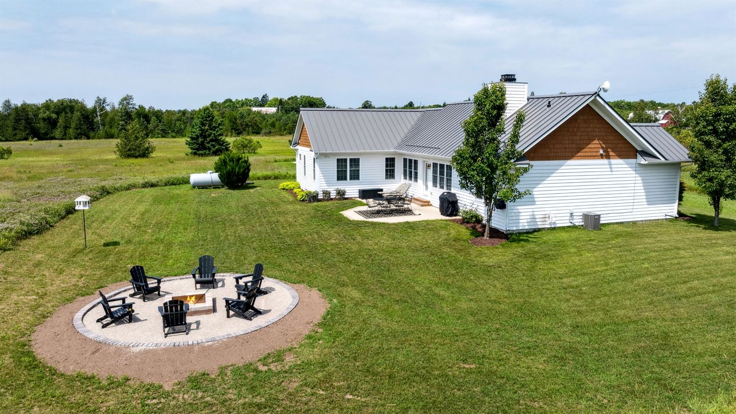 Charming Cottage with Fire Pit on 5 Acres near Downtown Baileys Harbor, WI