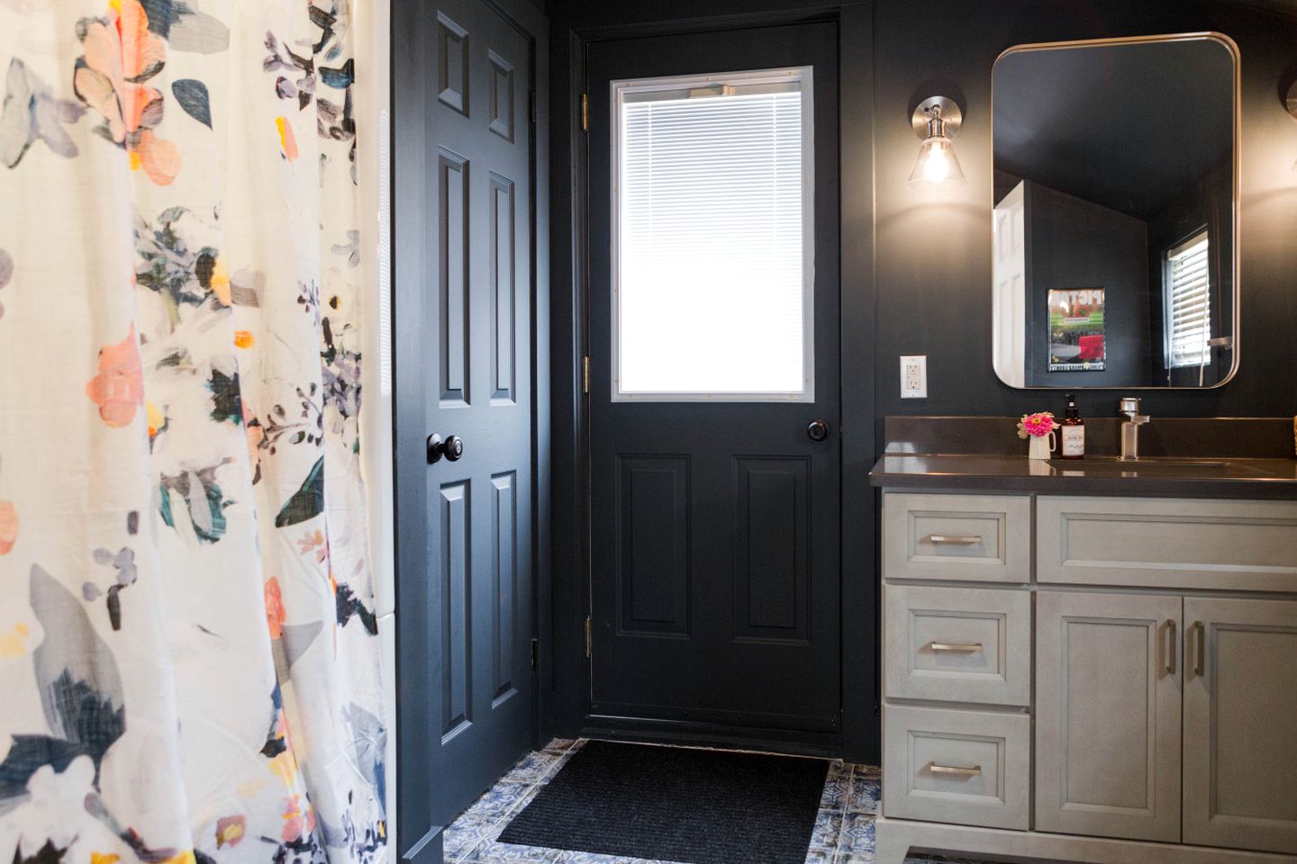 Charming Cottage with Firepit & Walk-to-Beach Access near Main Street in Wellington, Ontario