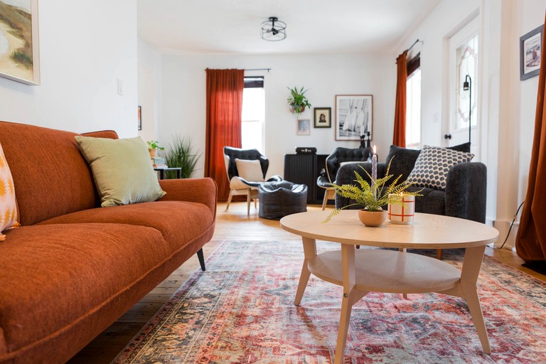 Cottages (Canada, Prince Edward, Ontario)