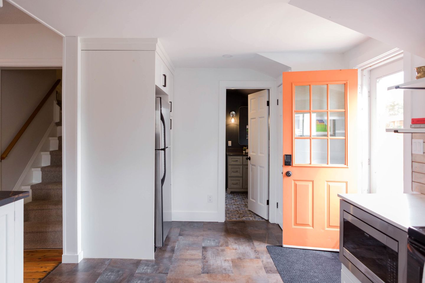 Charming Cottage with Firepit & Walk-to-Beach Access near Main Street in Wellington, Ontario