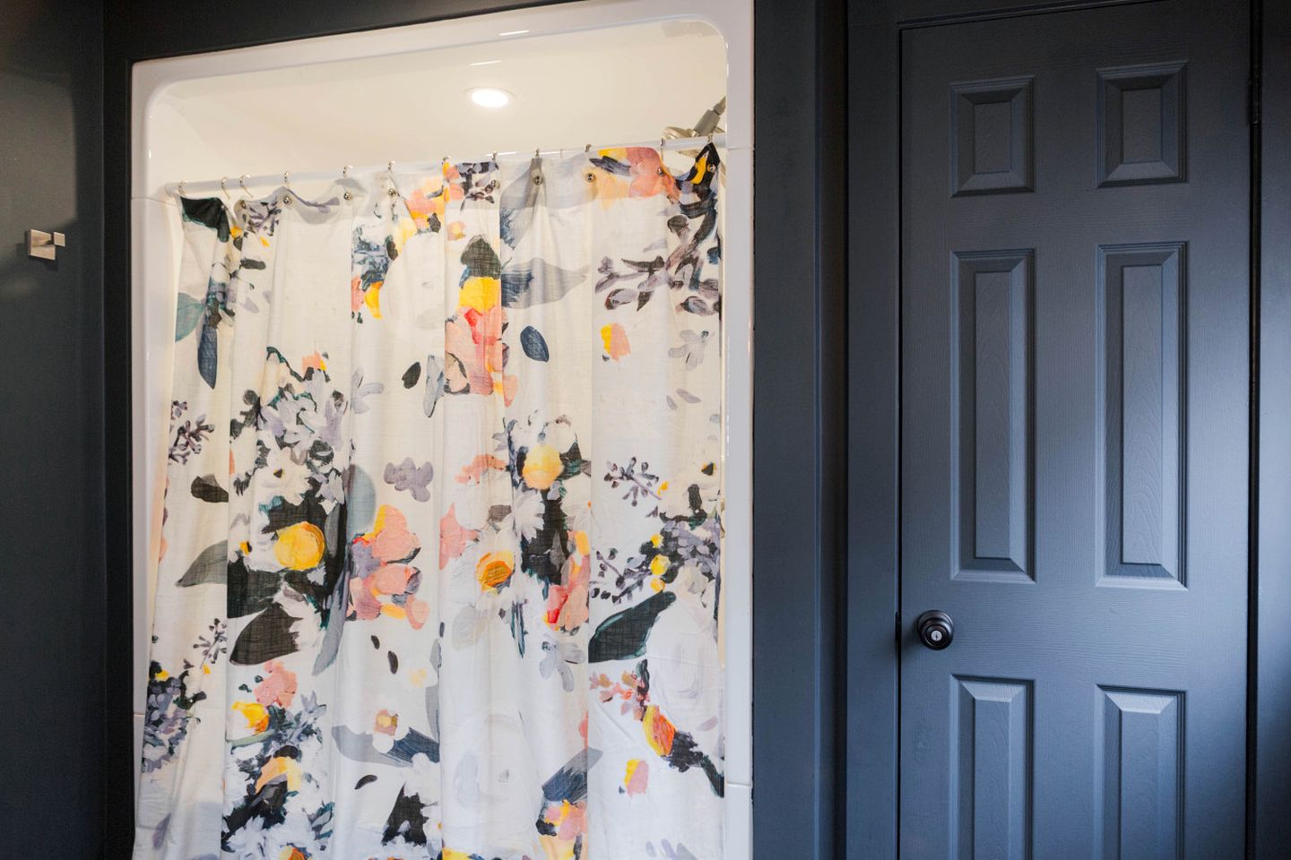 Charming Cottage with Firepit & Walk-to-Beach Access near Main Street in Wellington, Ontario