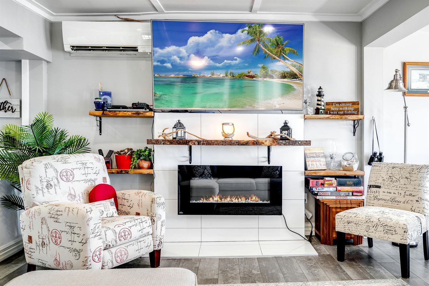 Charming Cottage on Lake Erie for an Unforgettable Kingsville Getaway in Ontario