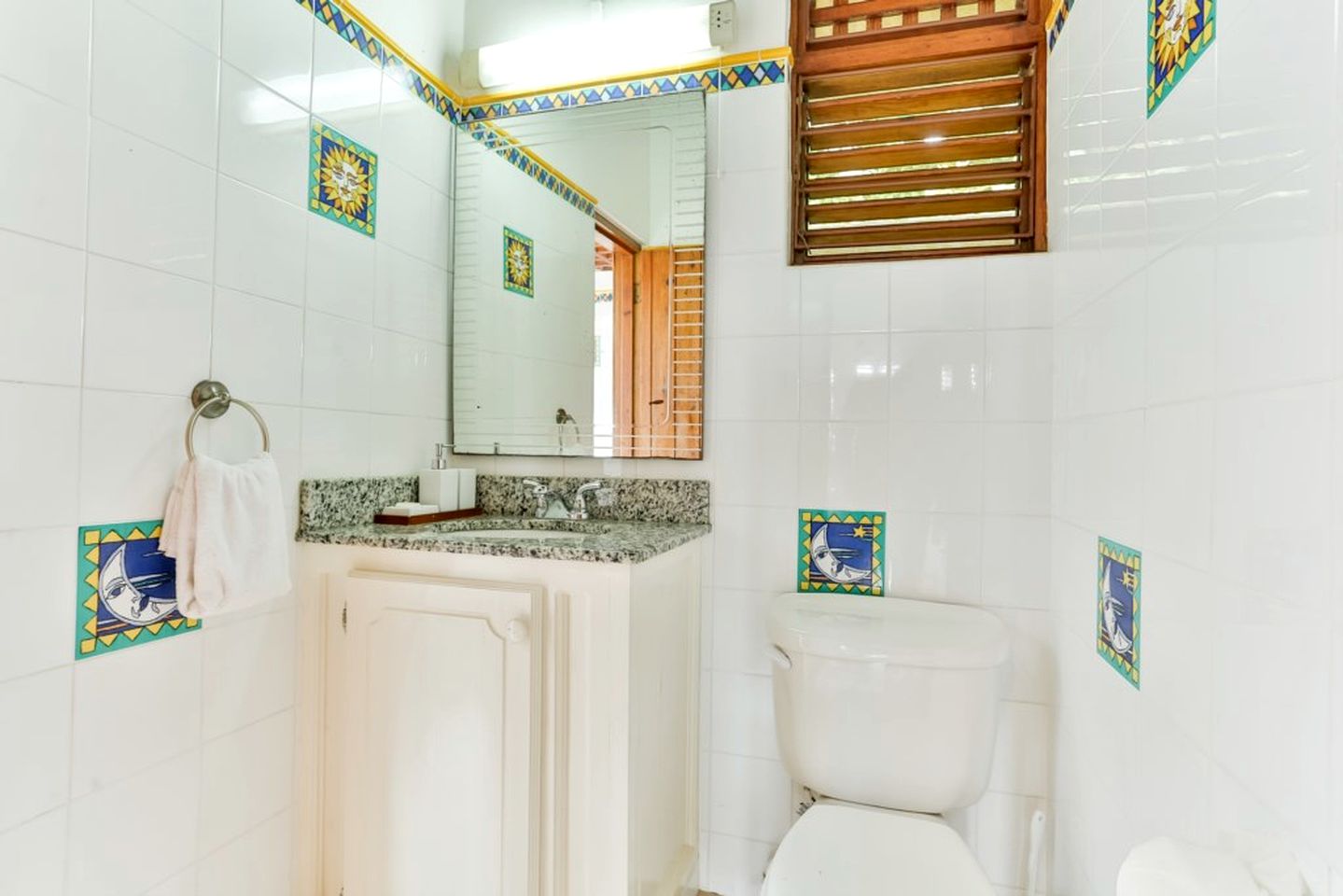 Charming Cottage with Pool Amazing for a Romantic Getaway in Corinth, Gros Islet