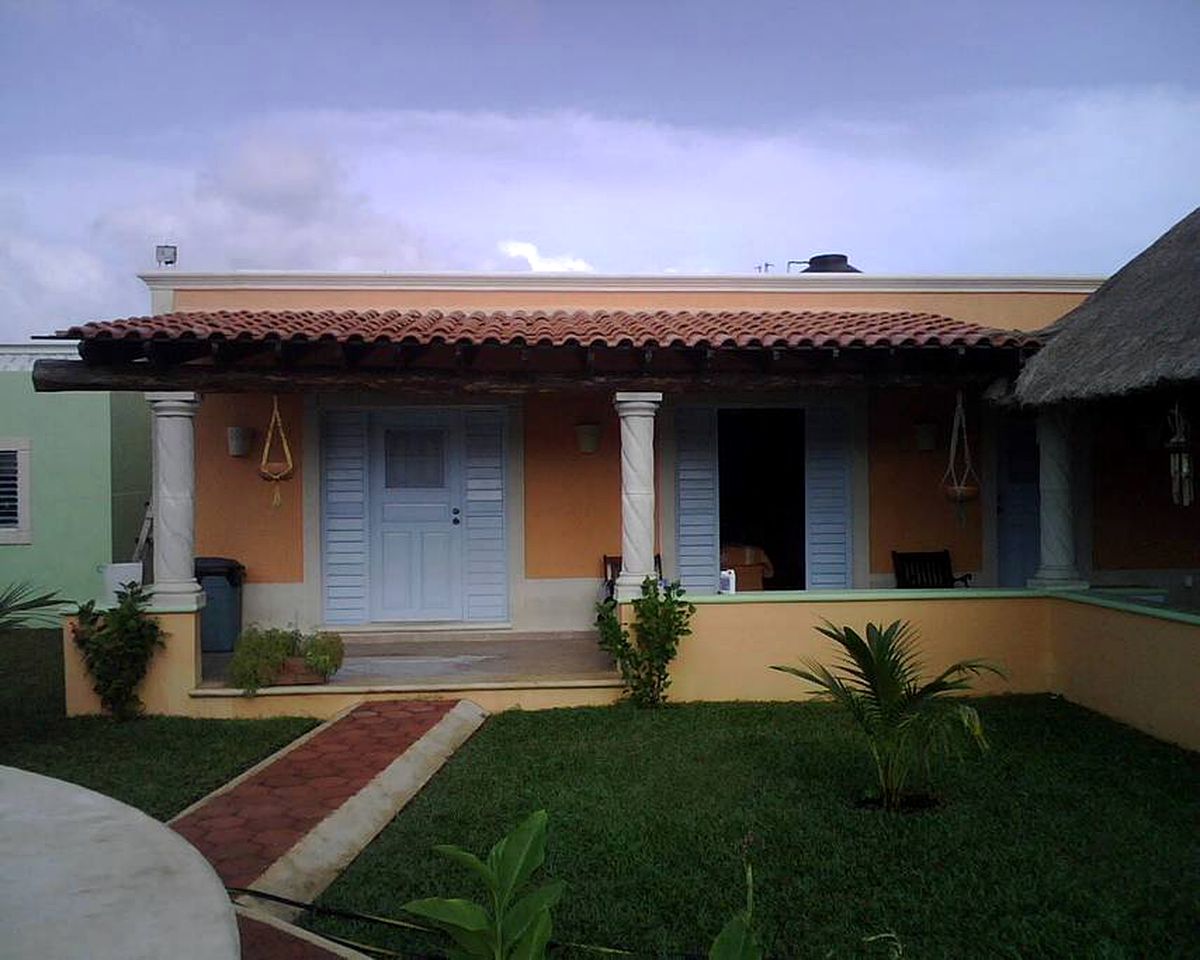 Charming Cottage Rental near the Beach on the Island of Cozumel in Mexico