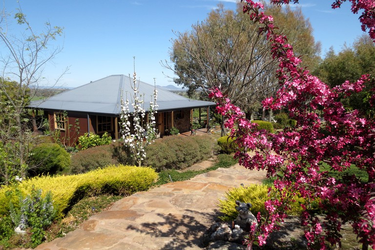 Cottages (Mansfield, Victoria, Australia)