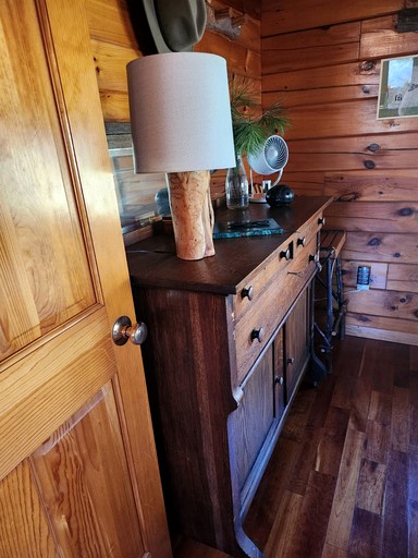 Log Cabins (United States of America, Volant, Pennsylvania)