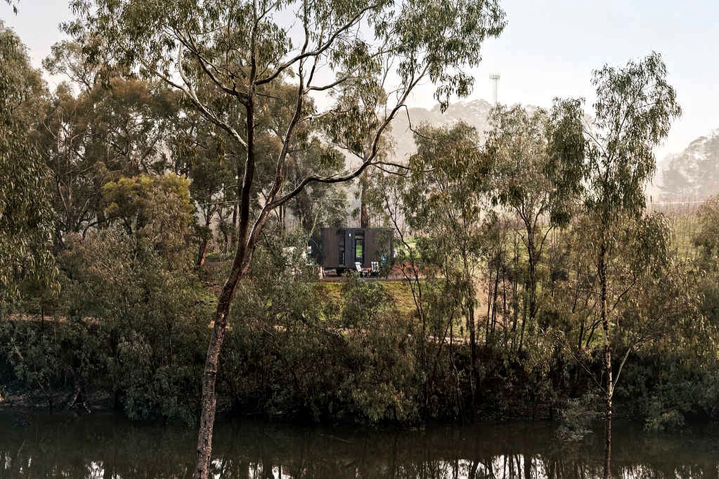 Charming Farm Stay Tiny Home with Apple Orchard & Dam Views near Adelaide in Lenswood, South Australia