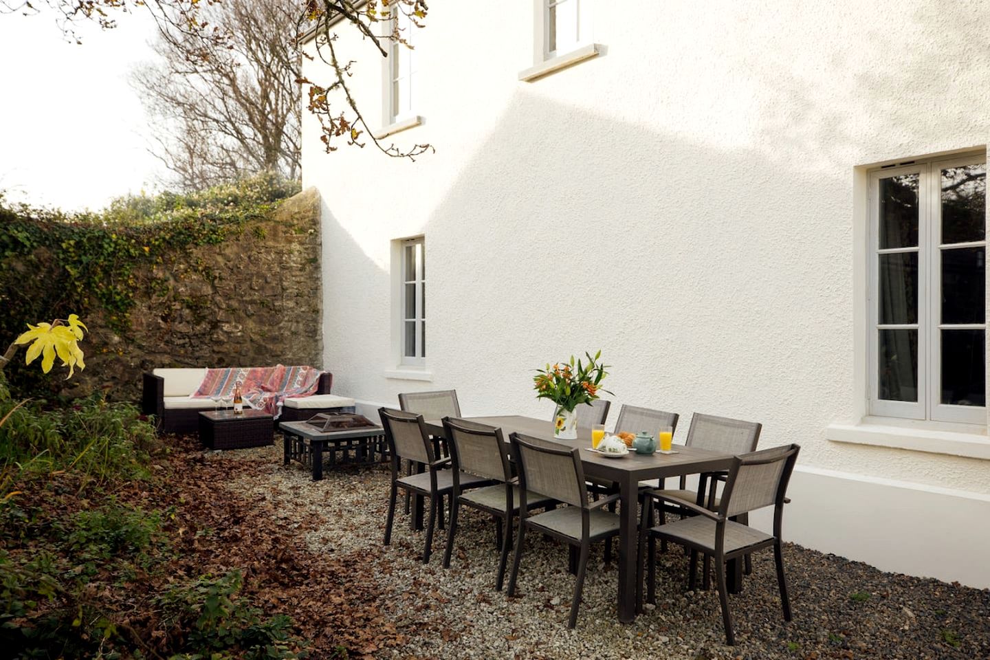 Charming Luxurious Cottage with Spectacular Interior and Beautiful Countryside Views in UK