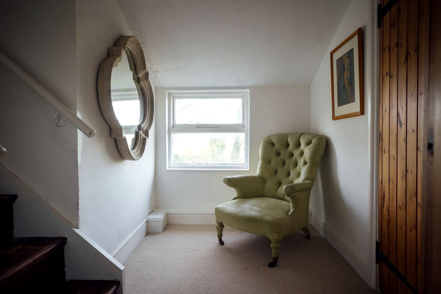 Charming Luxurious Cottage with Spectacular Interior and Beautiful Countryside Views in UK