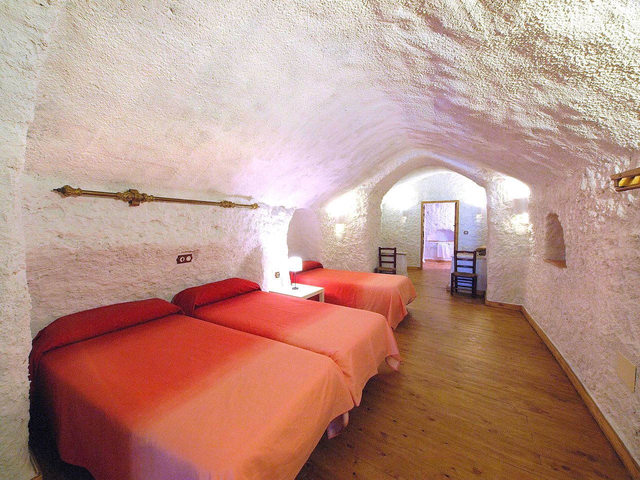 Charming and Family-Friendly Cave near Granada, Spain