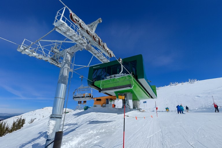 Caravans (United States of America, Tetonia, Idaho)