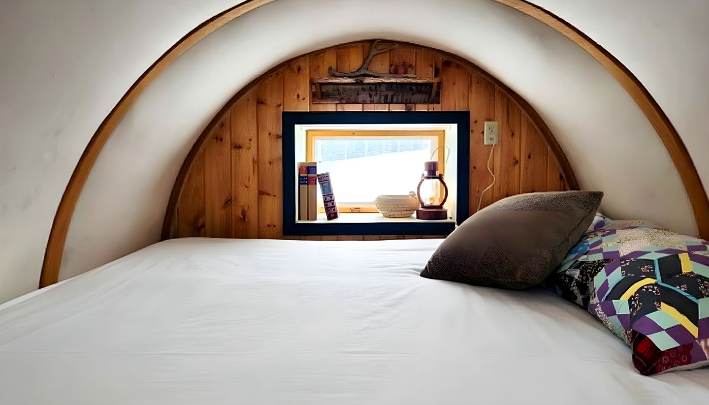 Charming Glamping Wagon with Mountain Views on Working Ranch near Grand Teton – Tetonia, Idaho