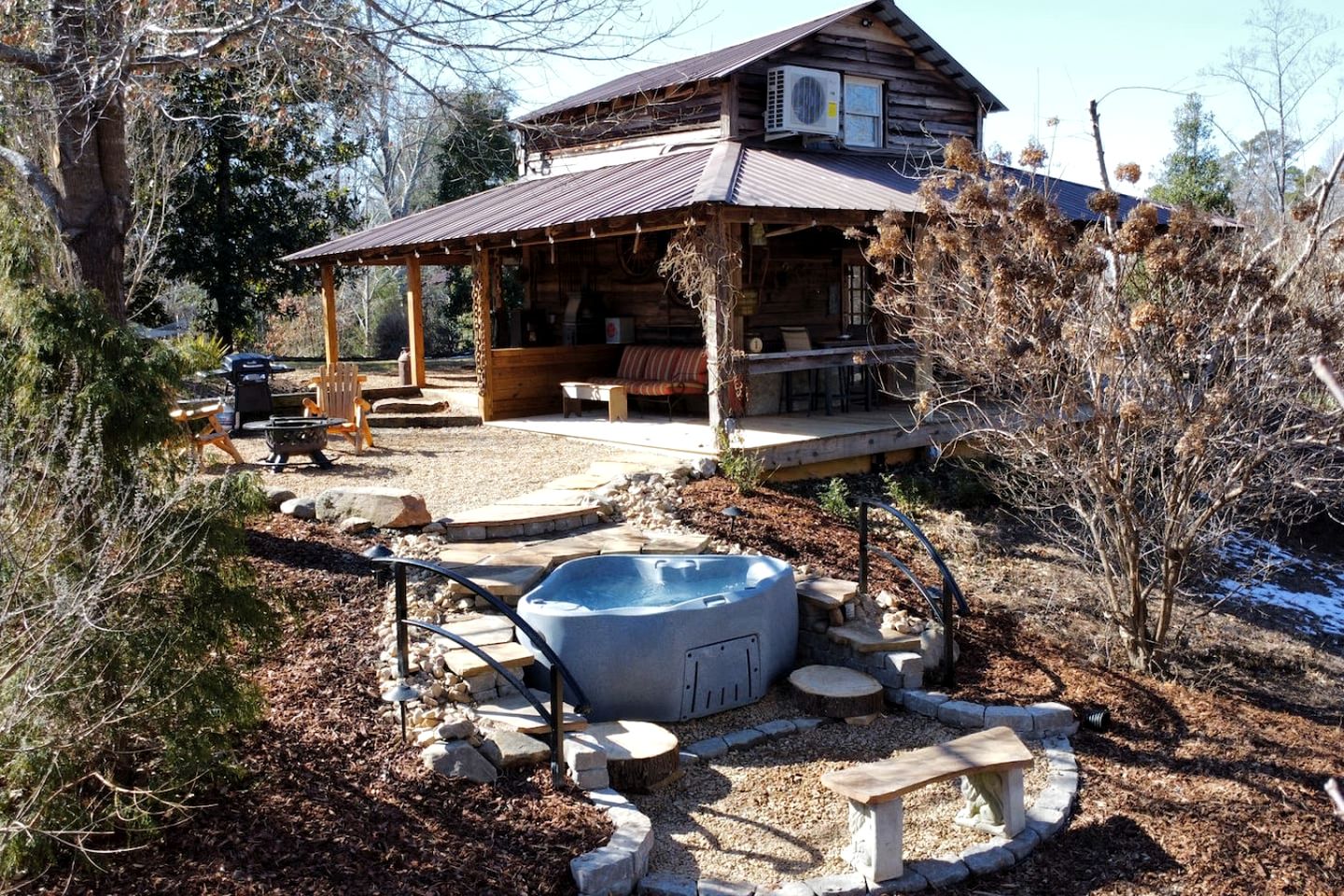 Historic Restored Tobacco Barn Retreat with Private Hot Tub near Pilot Mountain in Tobaccoville, North Carolina