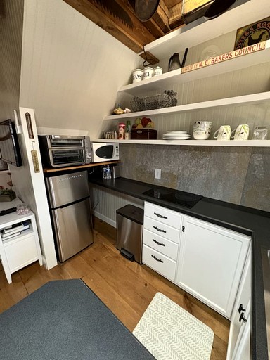 Cabins (United States of America, Tobaccoville, North Carolina)