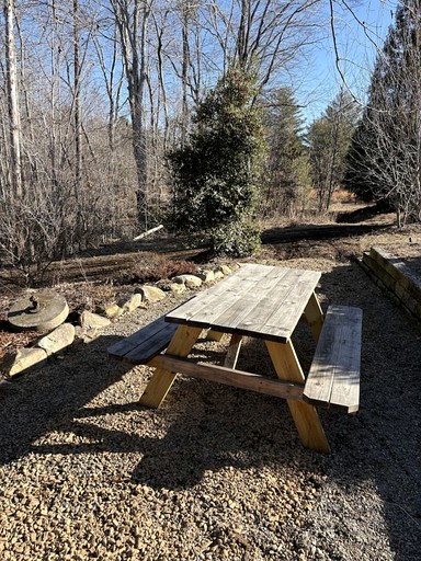 Cabins (United States of America, Tobaccoville, North Carolina)