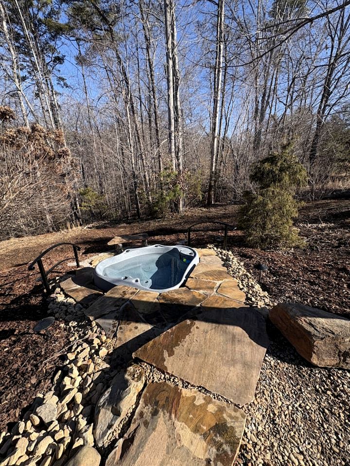 Historic Restored Tobacco Barn Retreat with Private Hot Tub near Pilot Mountain in Tobaccoville, North Carolina