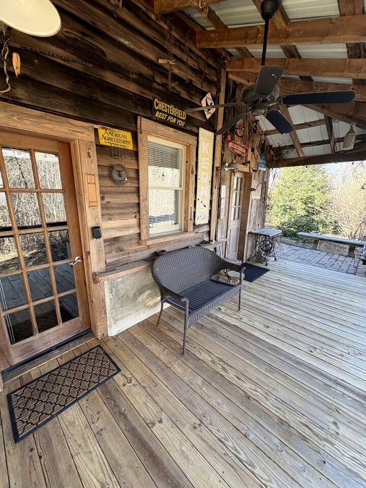 Historic Restored Tobacco Barn Retreat with Private Hot Tub near Pilot Mountain in Tobaccoville, North Carolina