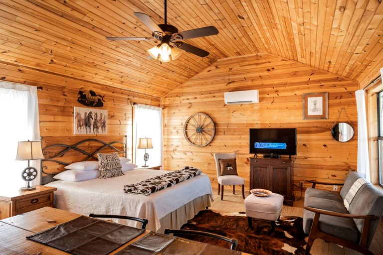 Cabins (United States of America, Fredericksburg, Texas)