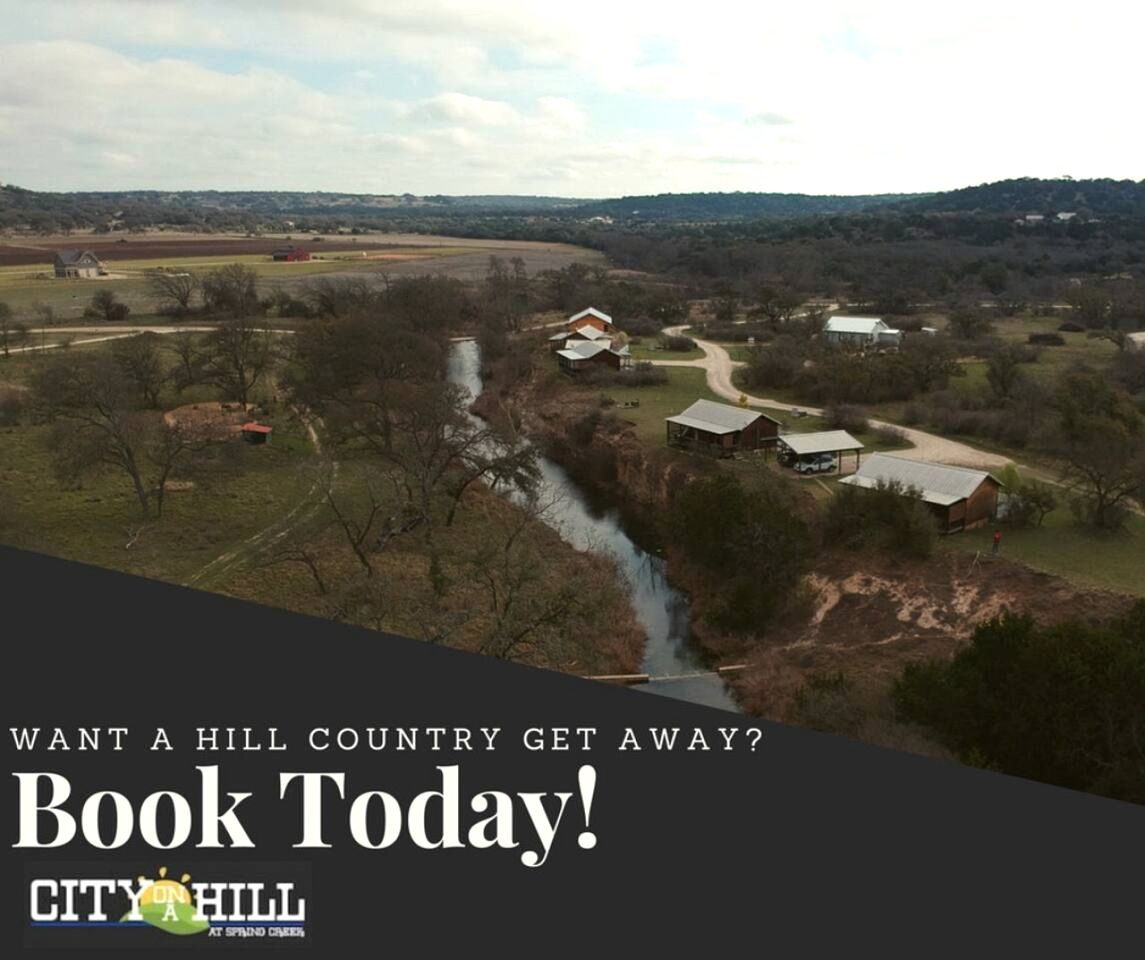 Charming King-Size Cabin with Wi-Fi and Deck in Fredericksburg, Texas