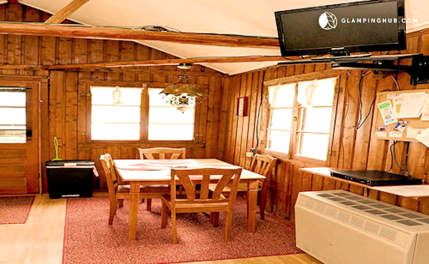 Charming Lake Cabin Rental for the Perfect Summer Vacation in North Michigan