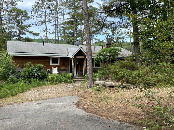 Cottages (Canada, Val des Monts, Quebec)