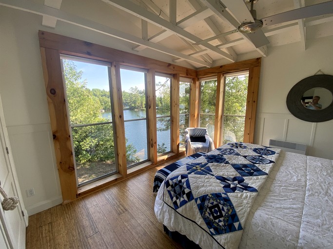 Cottages (Canada, Val des Monts, Quebec)