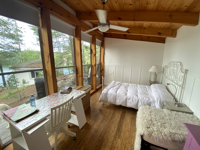 Cottages (Canada, Val des Monts, Quebec)