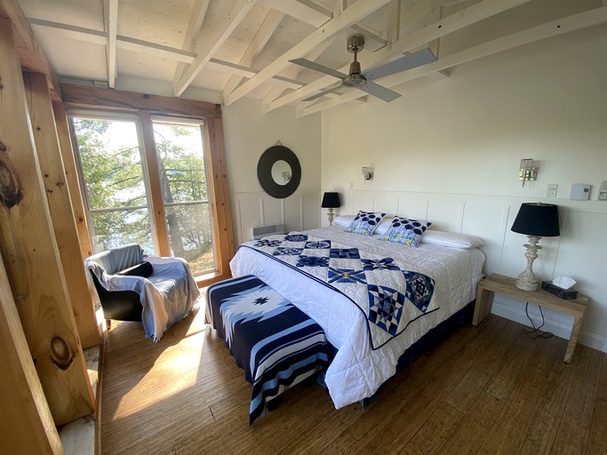 Cottages (Canada, Val des Monts, Quebec)